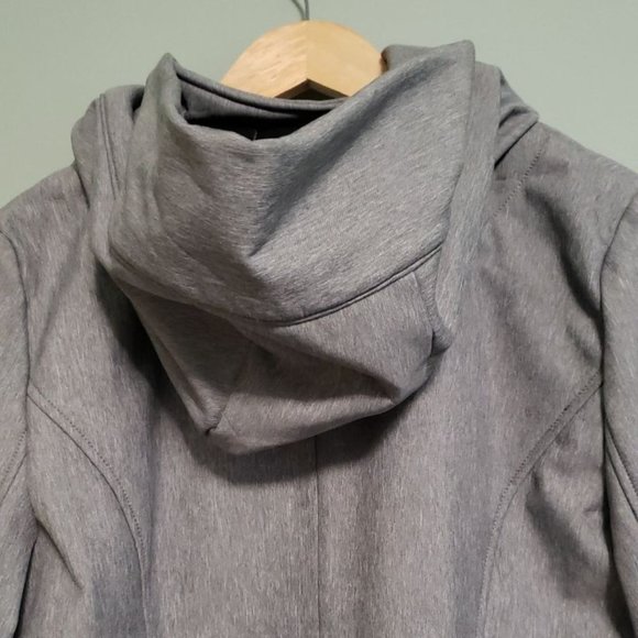 Reitmans Water Repellant Soft Shell Hooded Jacket - Picture 8 of 11